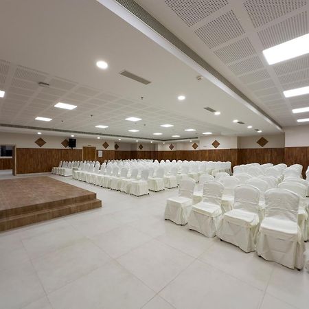 The Habitat Suites Guruvāyūr Esterno foto