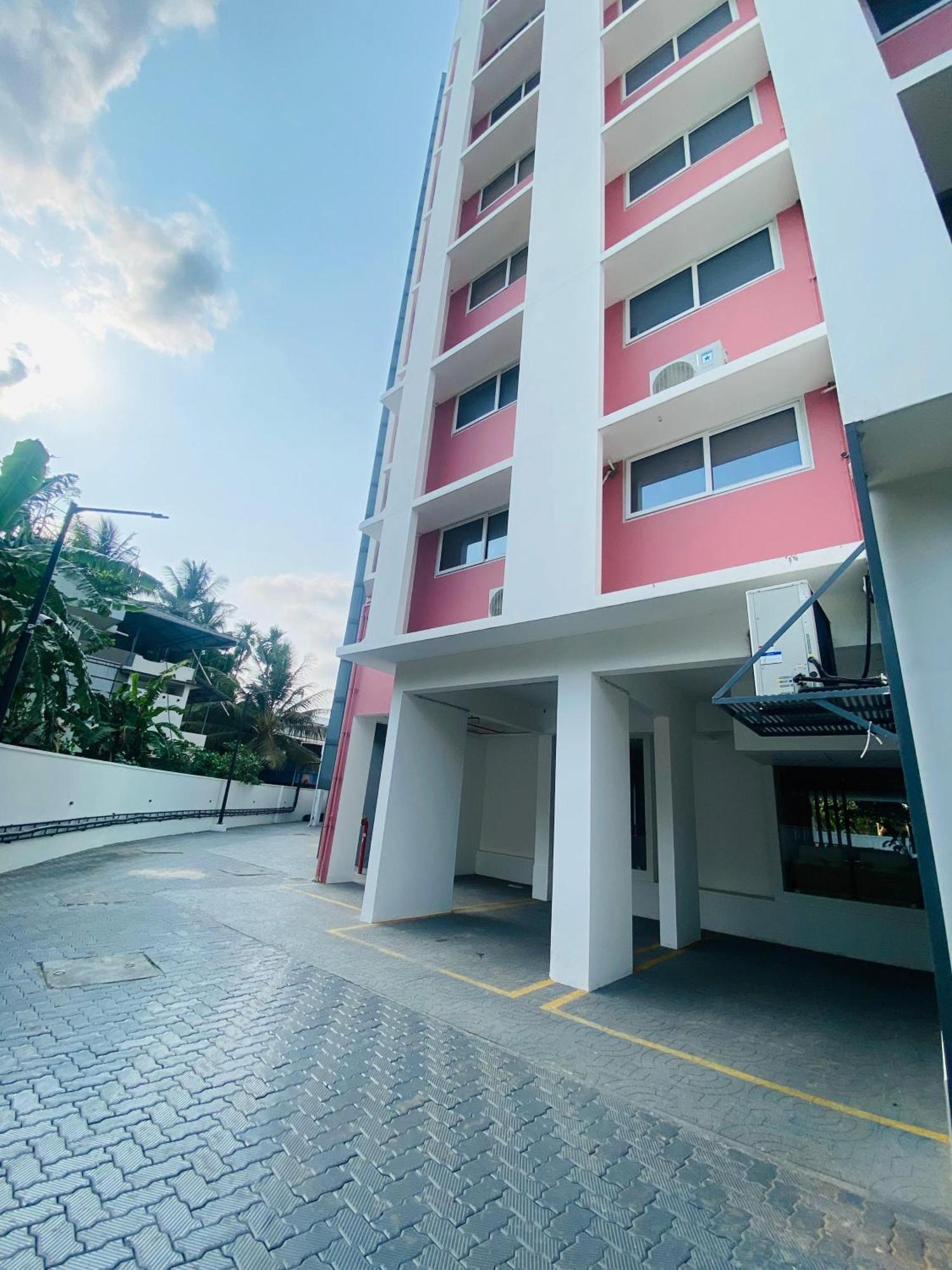 The Habitat Suites Guruvāyūr Esterno foto