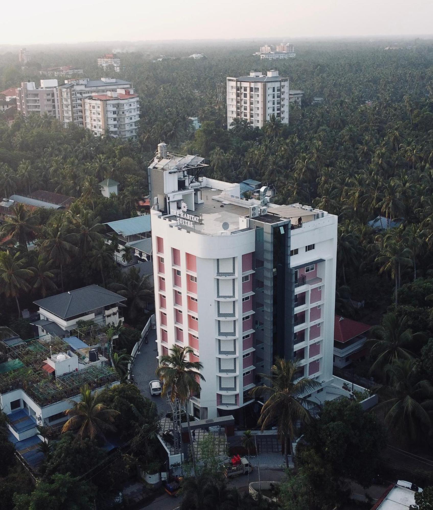 The Habitat Suites Guruvāyūr Esterno foto