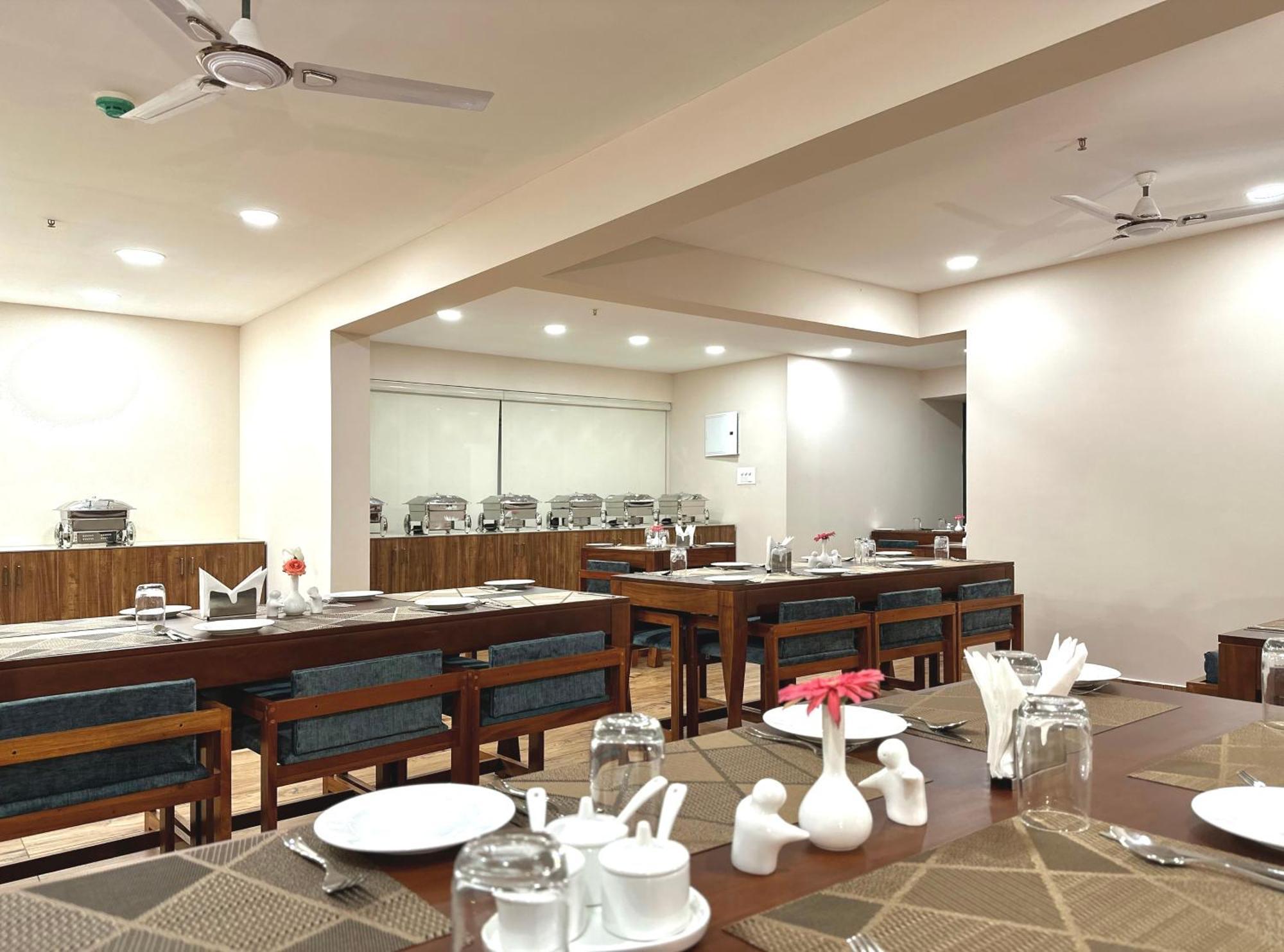 The Habitat Suites Guruvāyūr Esterno foto