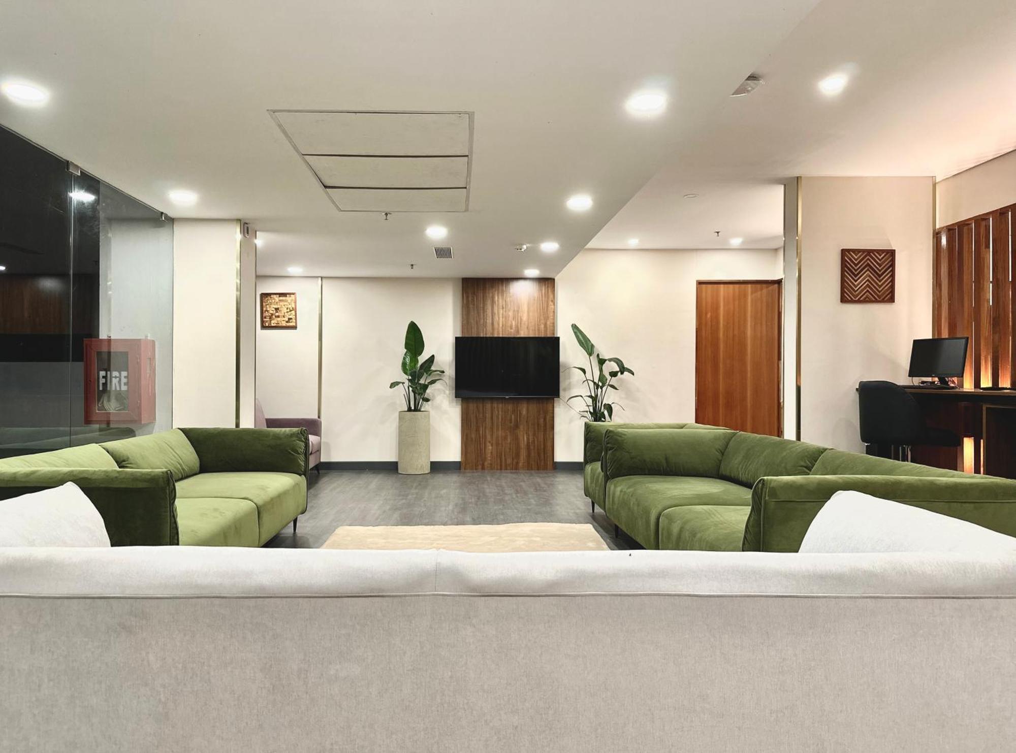 The Habitat Suites Guruvāyūr Esterno foto
