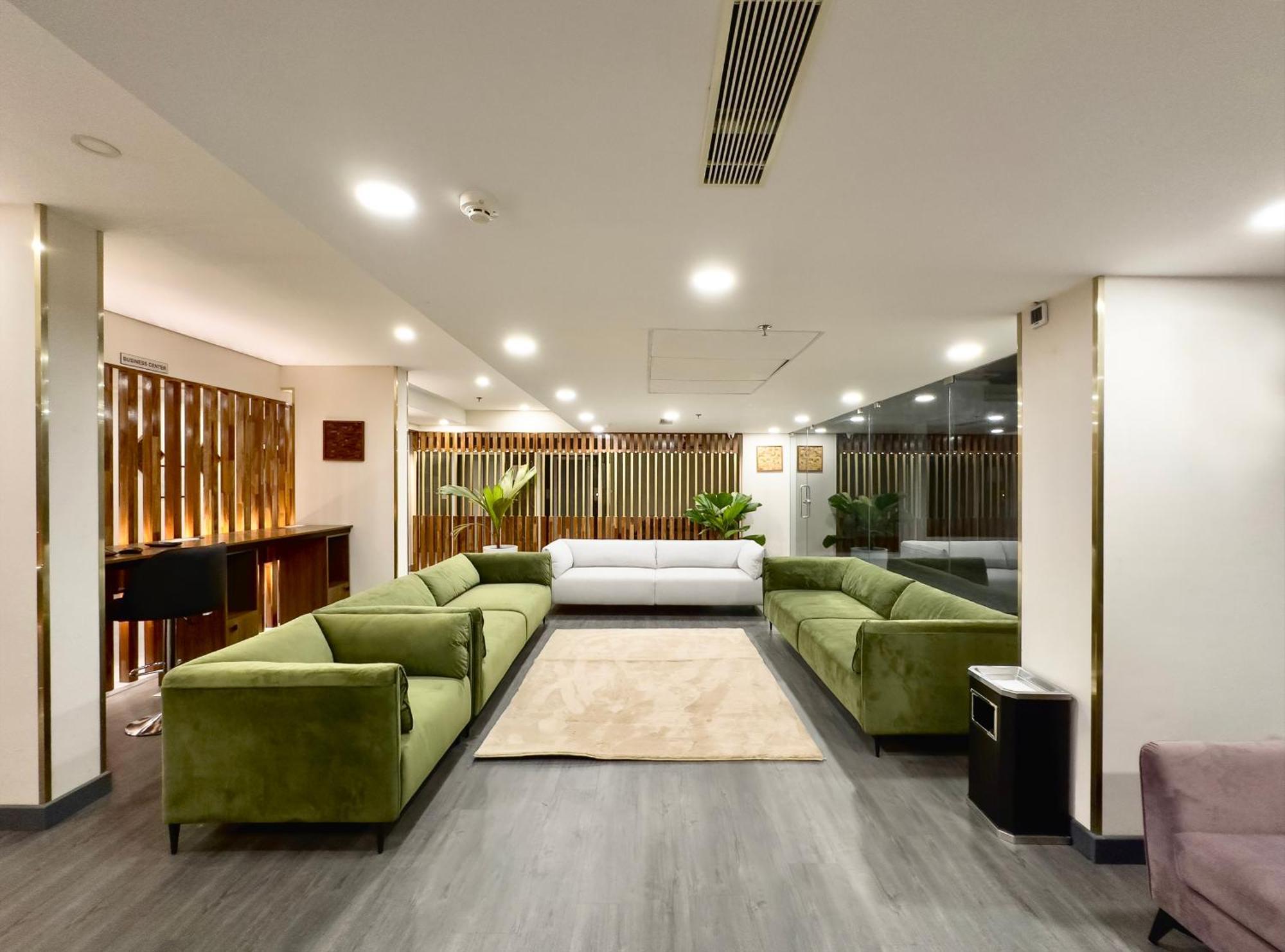 The Habitat Suites Guruvāyūr Esterno foto