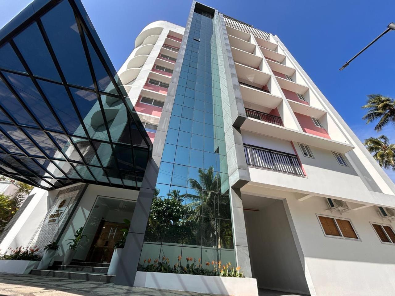 The Habitat Suites Guruvāyūr Esterno foto